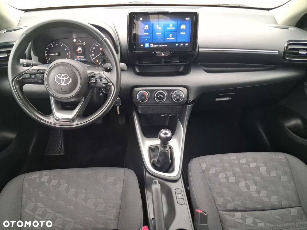 Toyota Yaris 1.5 Comfort - 11
