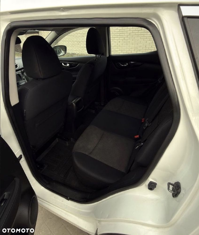 Nissan Qashqai - 10