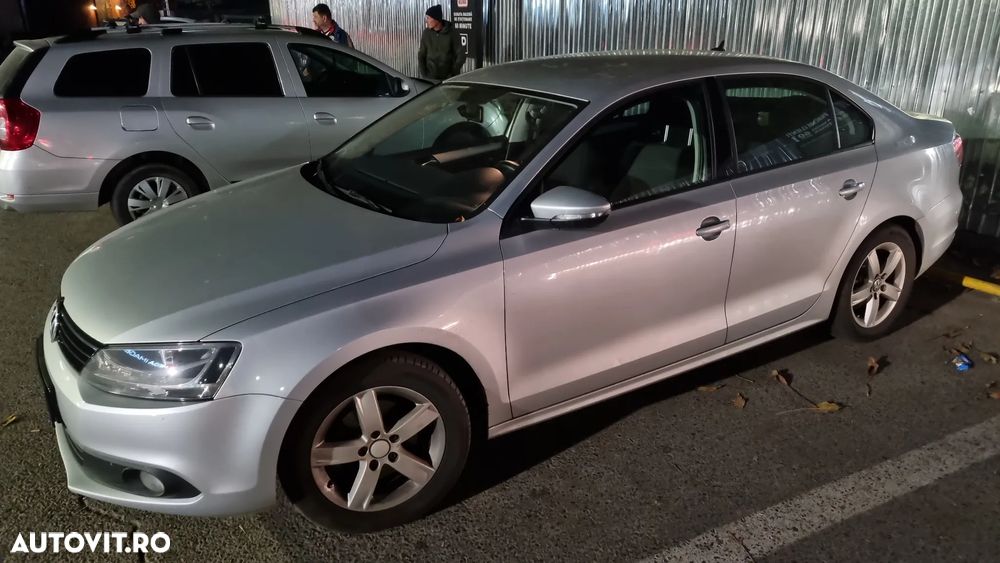 Volkswagen Jetta 1.6 TDI CR DPF Trendline - 2