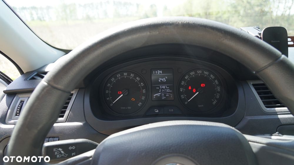 Skoda RAPID 1.6 TDI DPF Edition - 13