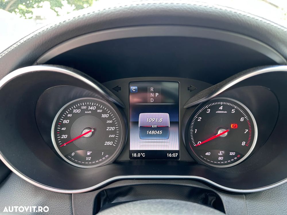 Mercedes-Benz C 200 4MATIC 9G-TRONIC Avantgarde - 26