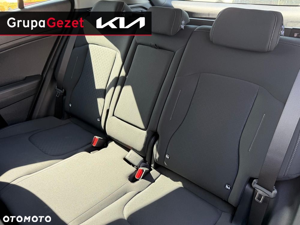 Kia Sportage 1.6 T-GDI HEV M 2WD - 16