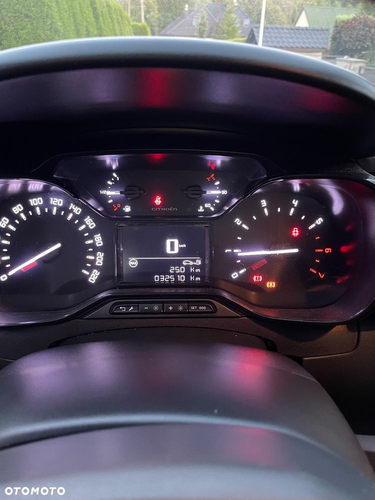 Citroën C3 1.2 PureTech Shine - 10