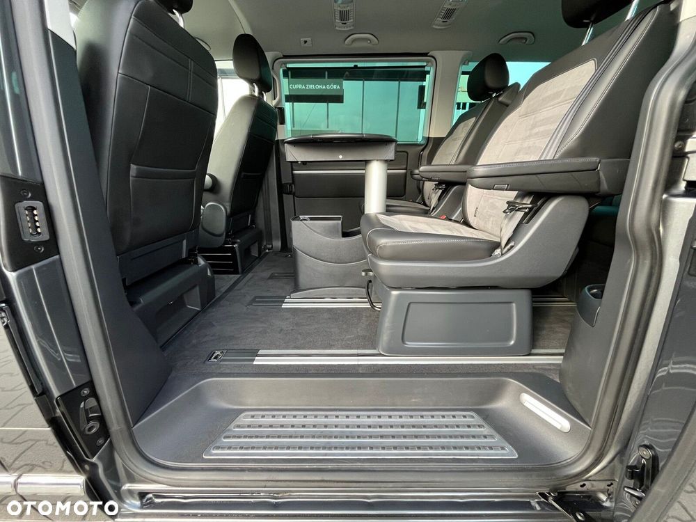 Volkswagen Multivan - 15