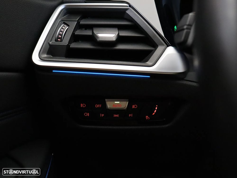 BMW 320 e Aut. M Sport - 35