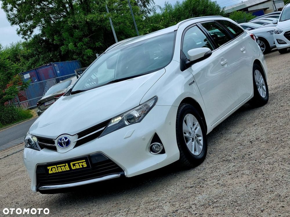 Toyota Auris Hybrid 135 Comfort - 1