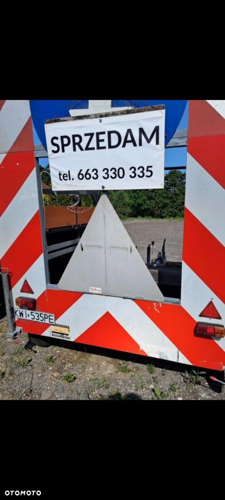 przyczepa sygnalizacyjna ostrzegawcza - 2