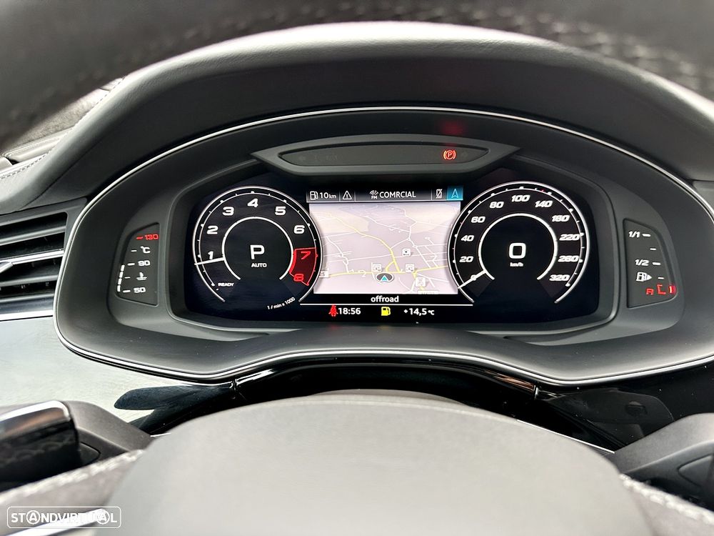 Audi RS Q8 4.0 TFSI quattro Tiptronic - 15