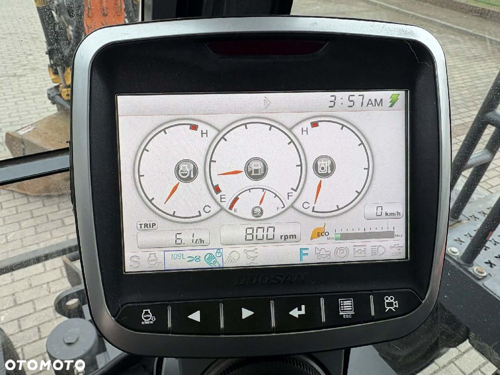 Doosan DX140W-5 ROTOTILT ENGCON SZCZYPCE 2 ŁYŻKI - 23