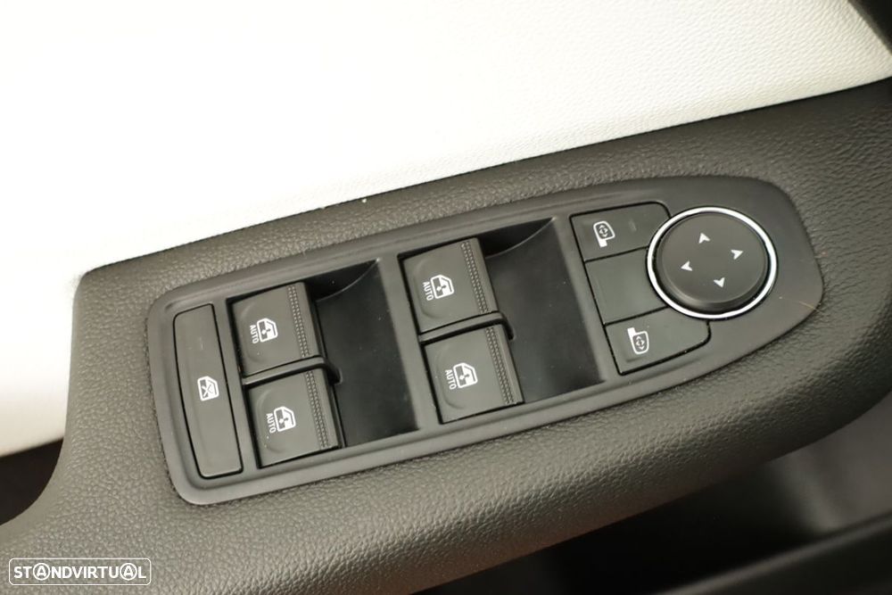 Renault Clio 1.0 TCe Techno Bi-Fuel - 20