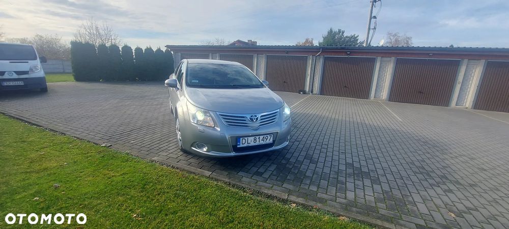 Toyota Avensis 2.0 D-4D Sol plus - 1