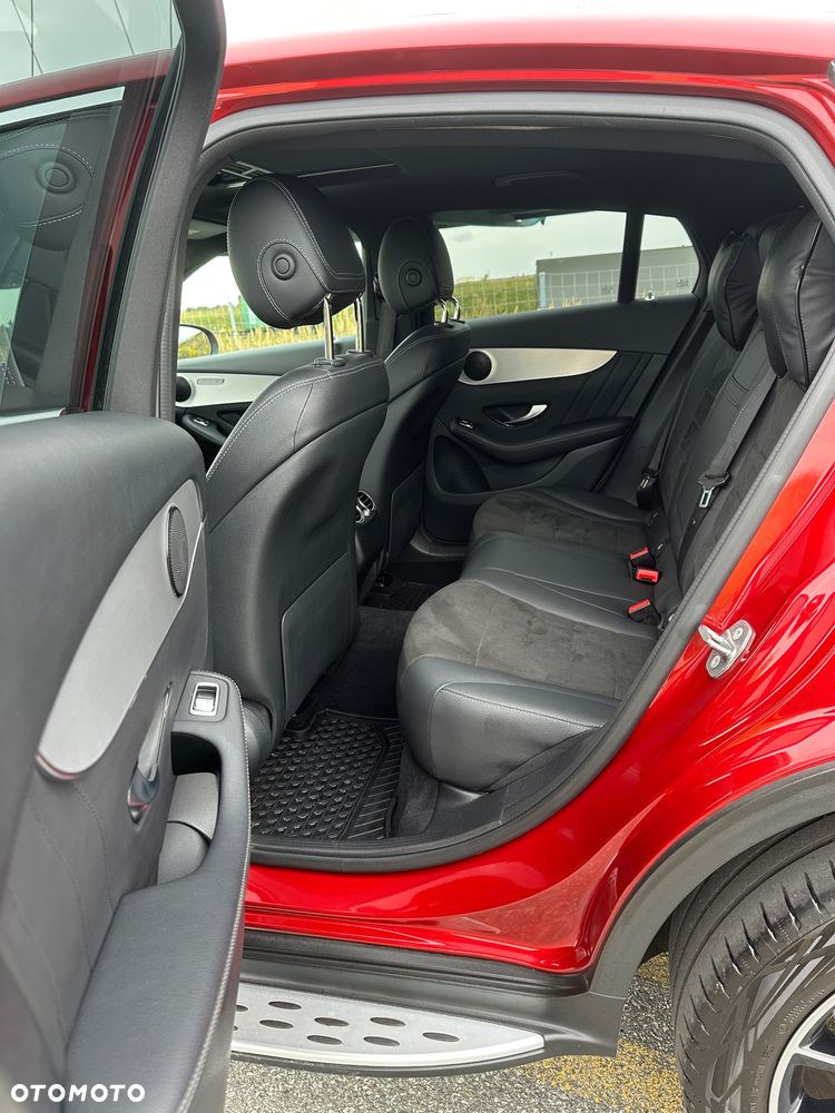 Mercedes-Benz GLC - 24