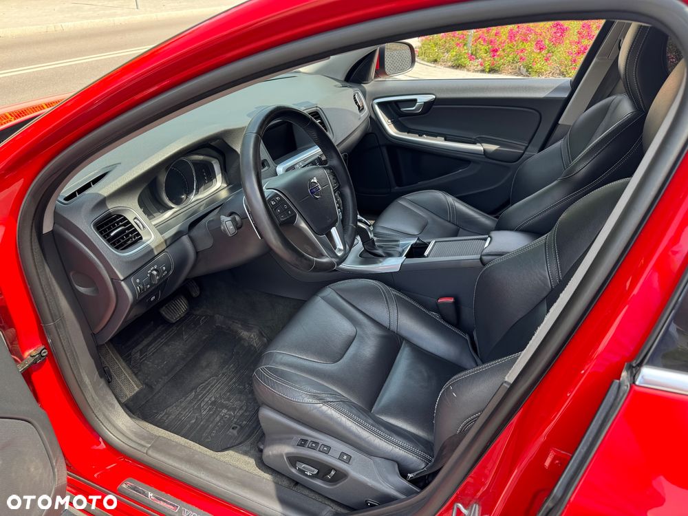 Volvo V60 D4 Drive-E Summum - 13