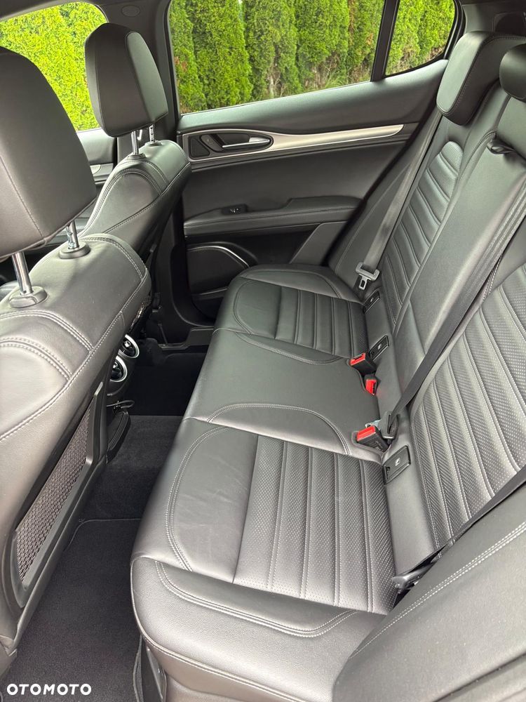 Alfa Romeo Stelvio 2.0 Turbo Veloce Q4 - 5