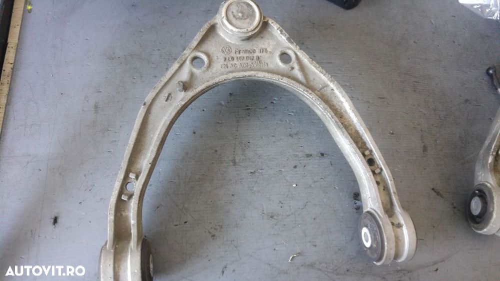 Suport perna aer dreapta-stanga 3.0 tdi bug audi q7 4l 7l0407047b - 1