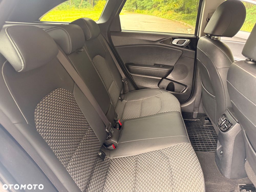 Kia Ceed 1.5 T-GDI Business Line - 15