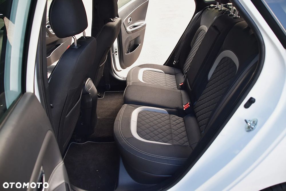 Kia Ceed 1.6 CRDi 136 DCT ISG GT Line - 30