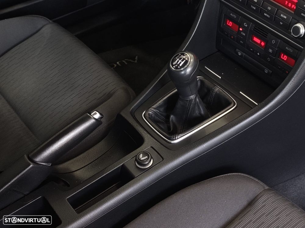 Audi A4 Avant 2.0 TDI DPF - 43