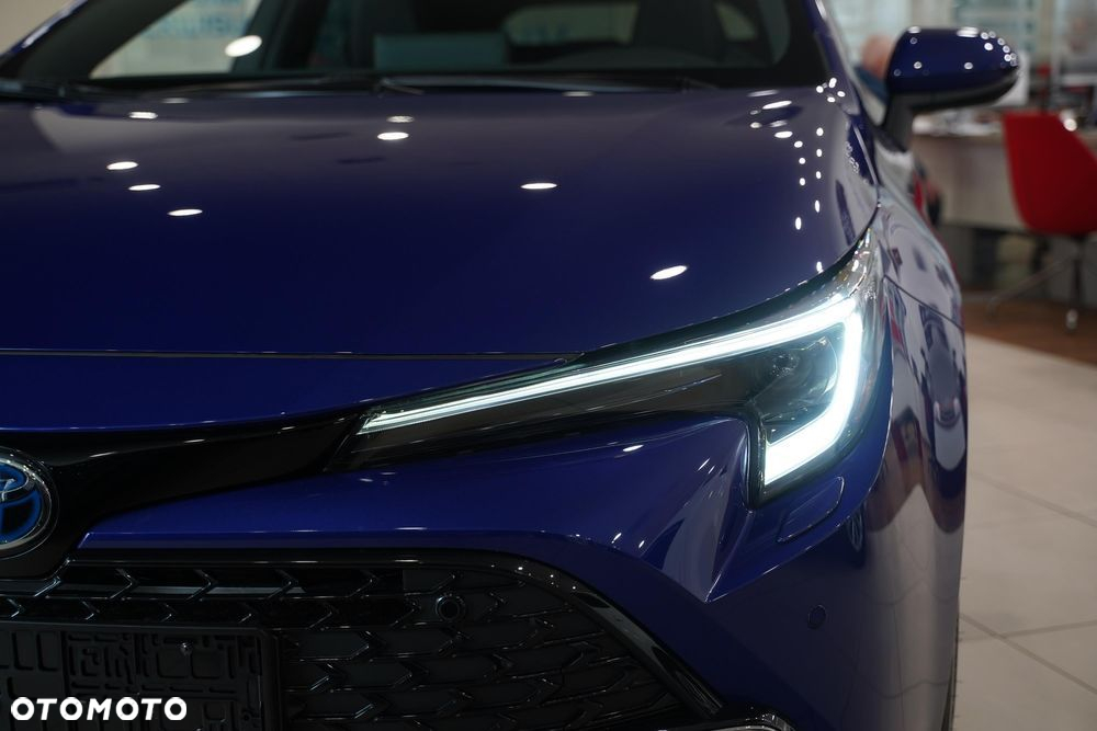 Toyota Corolla 2.0 Hybrid Executive - 27