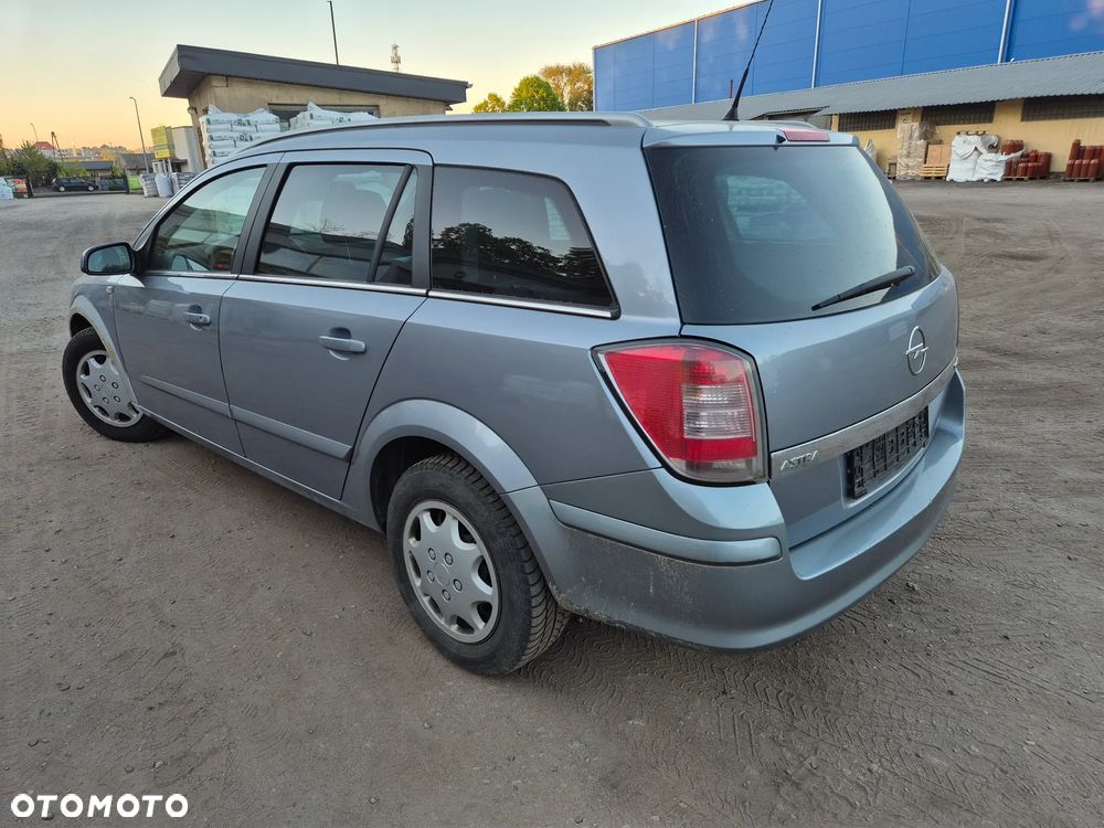 Opel Astra 1.6 Sport - 4
