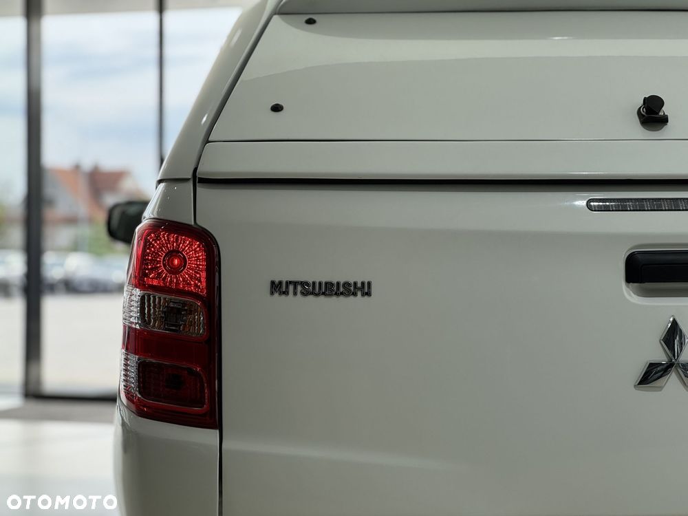 Mitsubishi L200 2.4 d DC Invite EU6 - 31