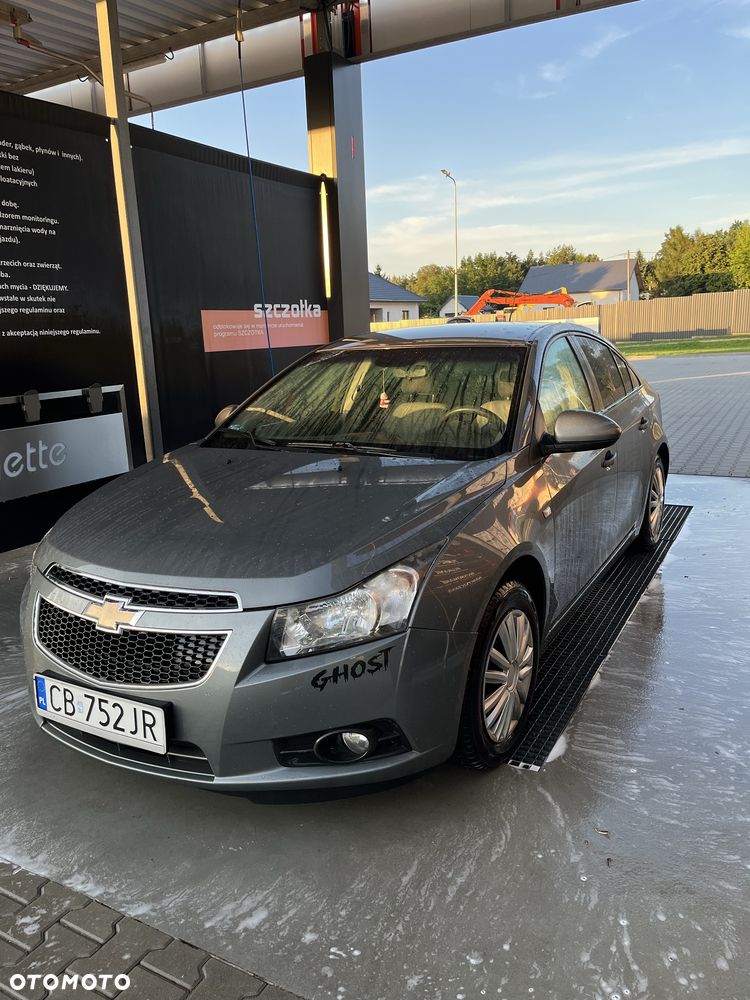 Chevrolet Cruze - 1