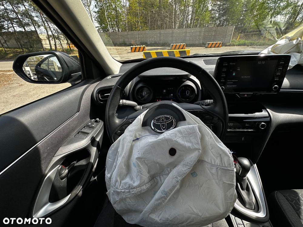 Toyota Yaris Cross - 14
