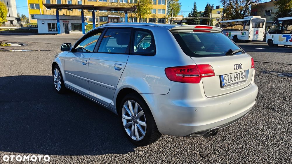 Audi A3 Sportback - 3