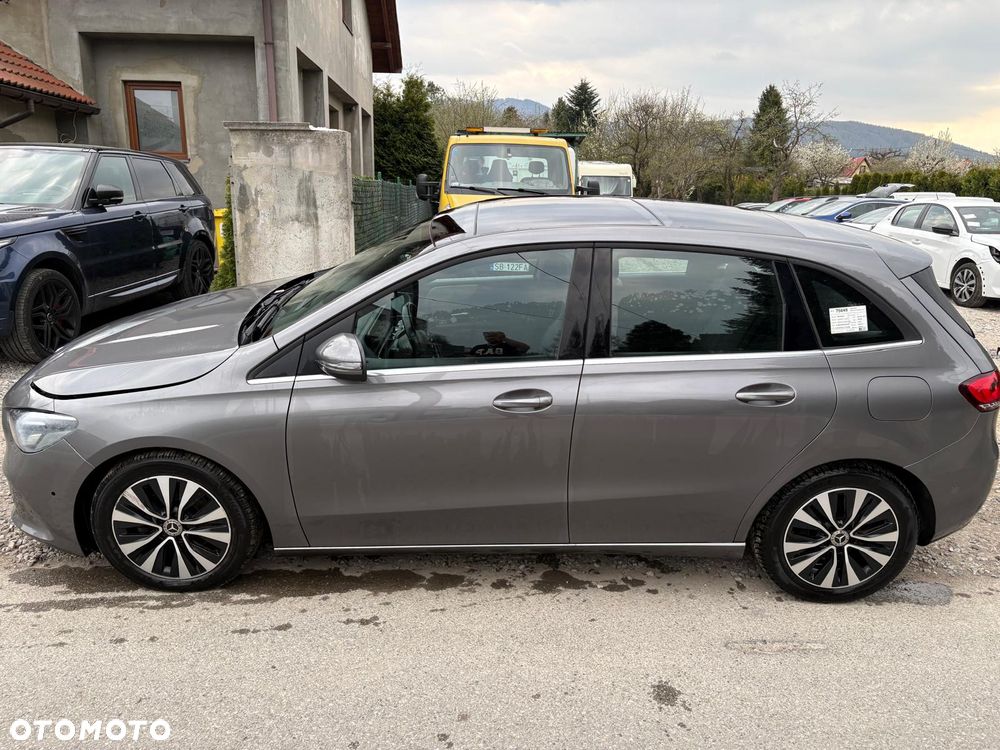 Mercedes-Benz Klasa B 180 7G-DCT Progressive - 12