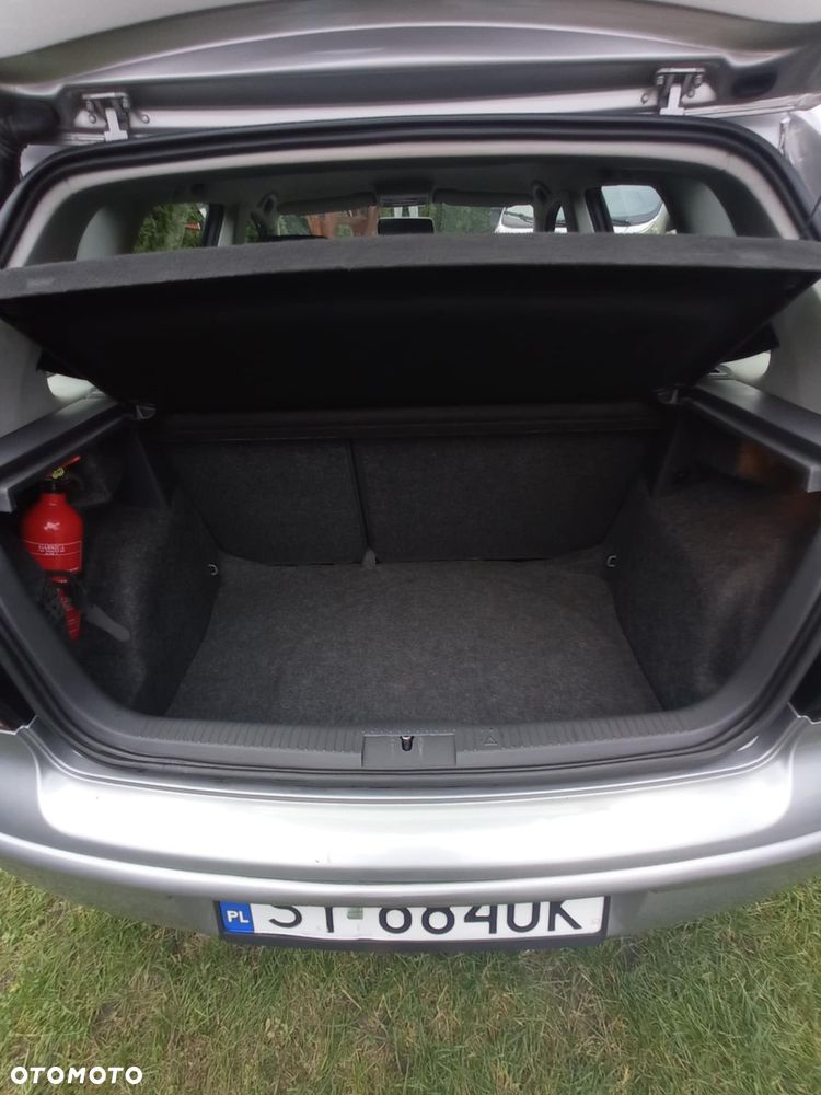 Volkswagen Polo 1.4 TDI Comfortline - 2