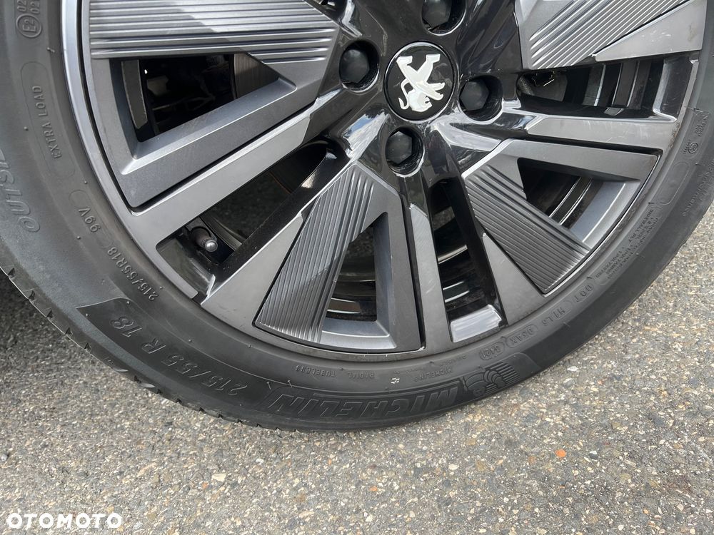 Peugeot 208 - 38