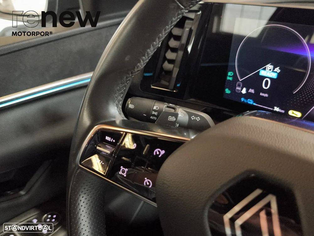 Renault Mégane E-Tech EV60 Iconic Autonomia Conforto - 16