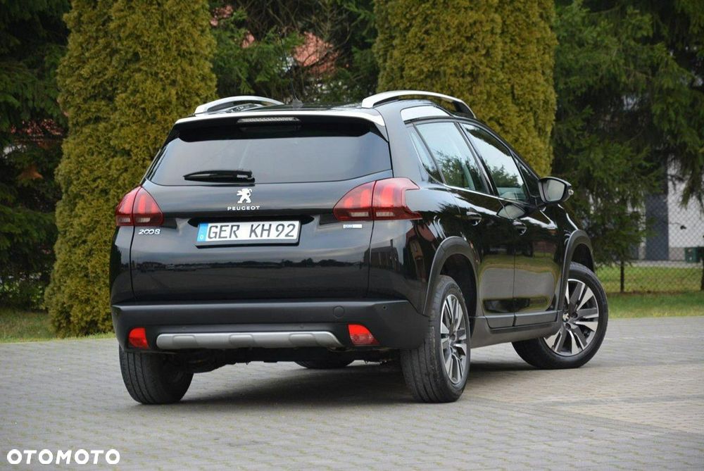 Peugeot 2008 1.2 Pure Tech GPF Allure S&S - 15