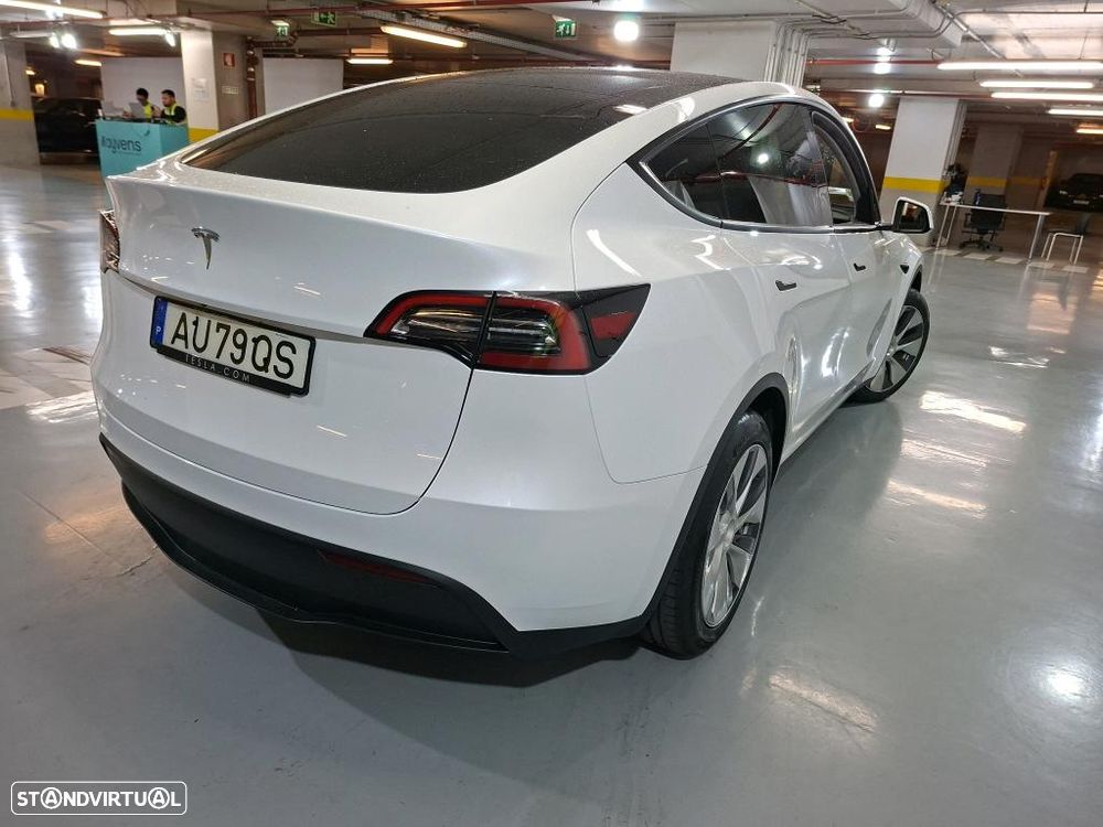 Tesla Model Y RWD - 3