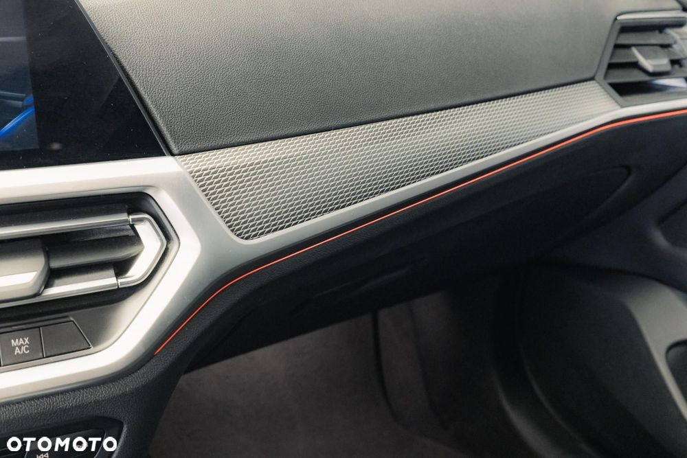 BMW Seria 4 - 32
