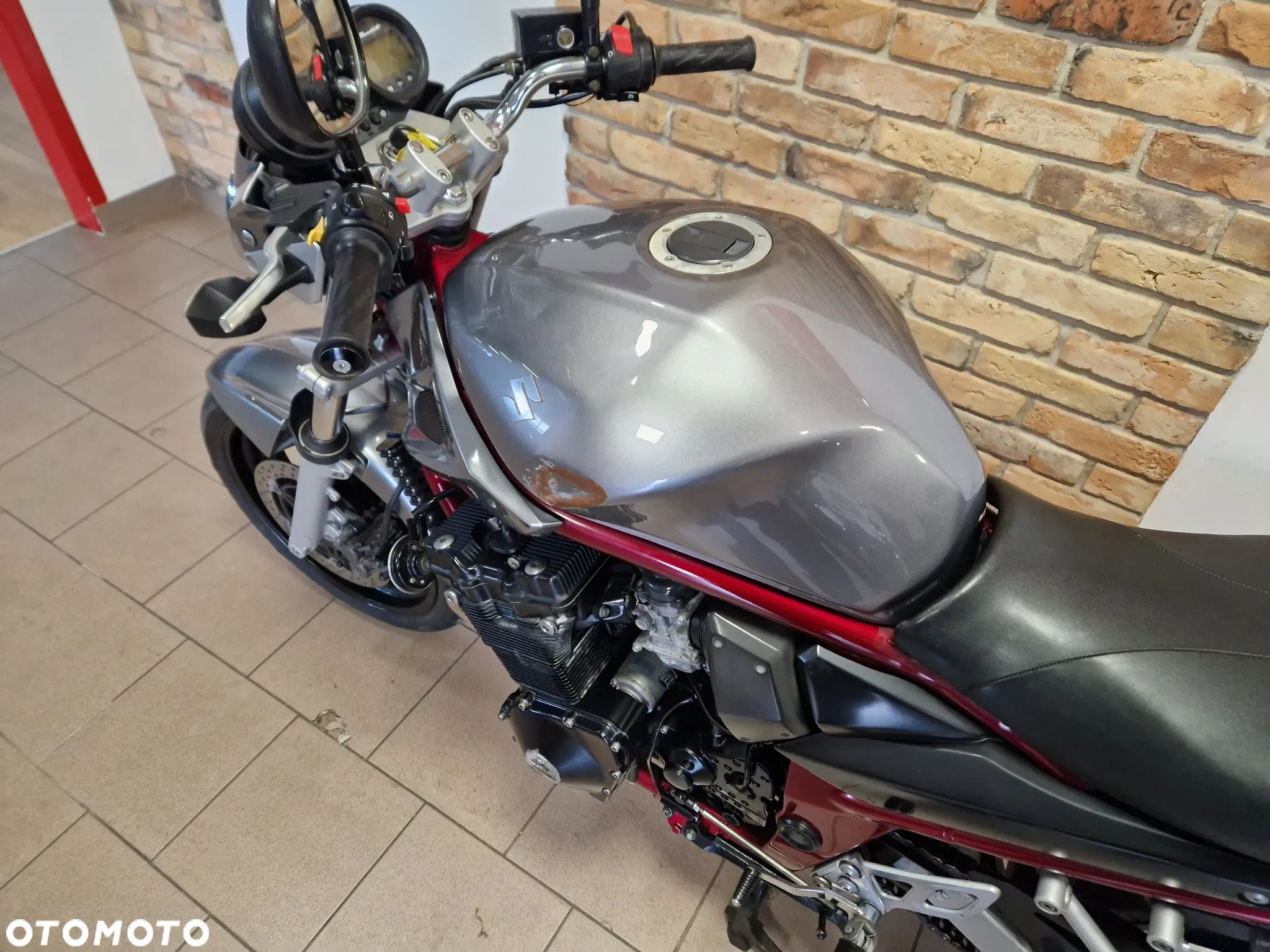 Suzuki Bandit - 37