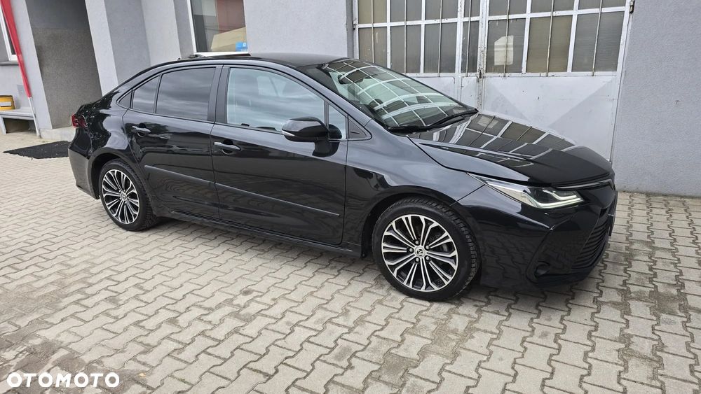 Toyota Corolla - 12