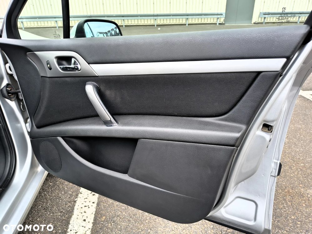 Peugeot 407 1.8 Presence - 23