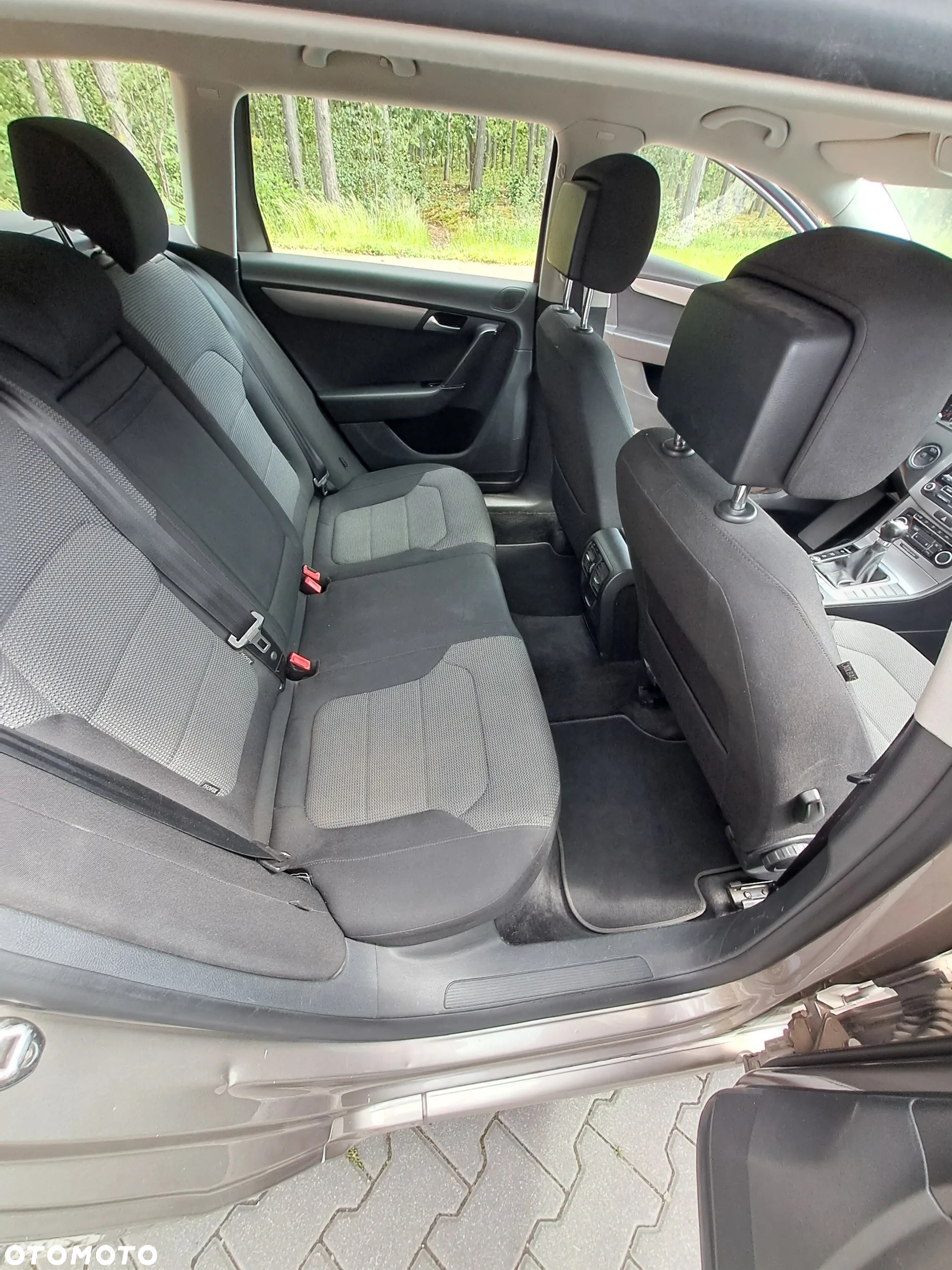 Volkswagen Passat 1.8 TSI Comfortline - 10