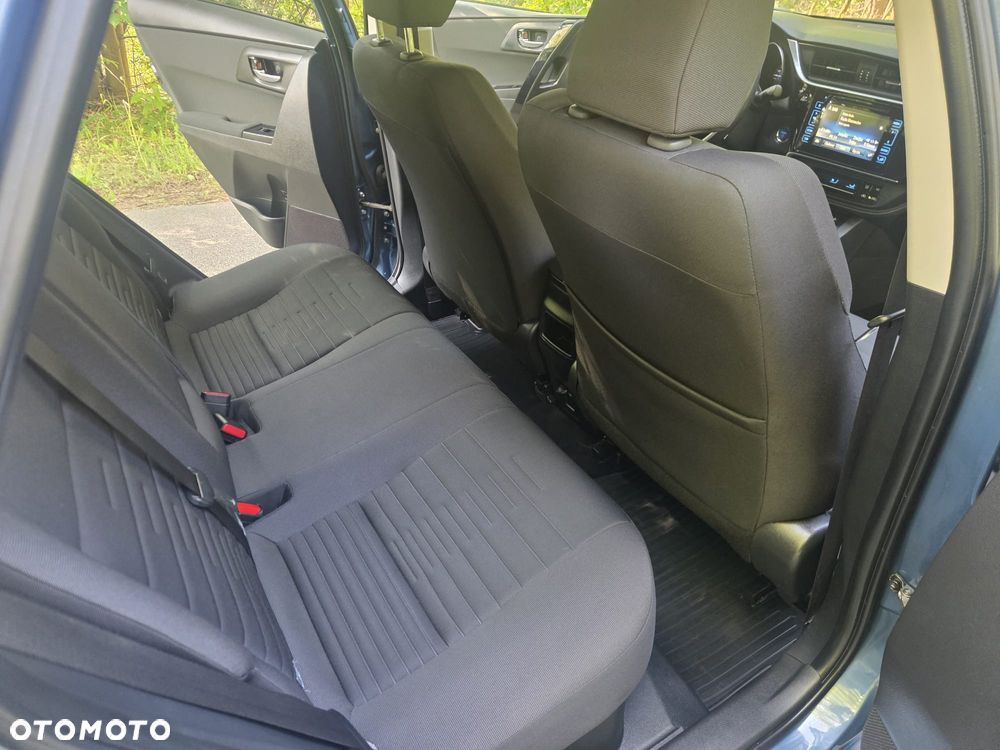 Toyota Auris - 17