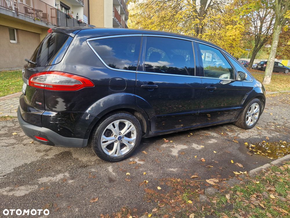 Ford S-Max - 14