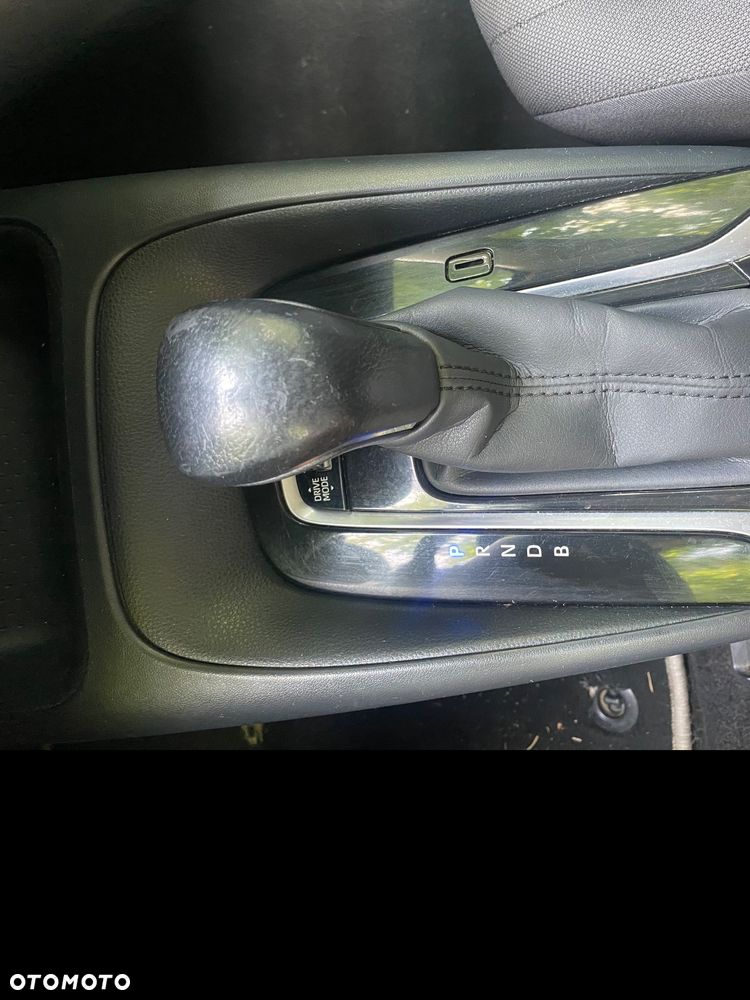 Toyota Corolla 1.8 Hybrid Comfort - 13