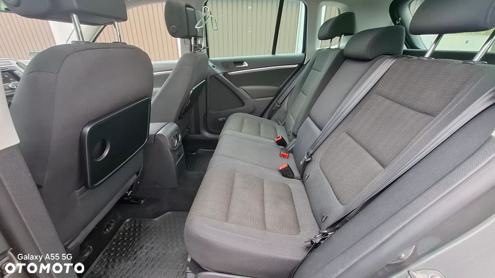 Volkswagen Tiguan 2.0 TDI DPF BlueMotion Technology Sport & Style - 23