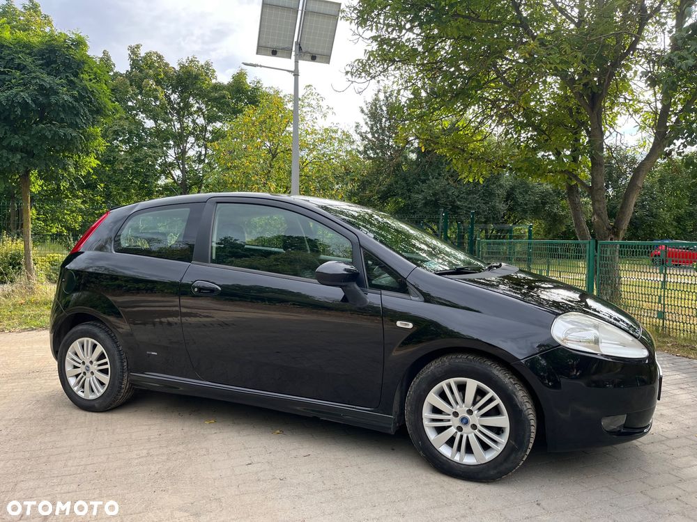 Fiat Grande Punto 1.4 16V Dynamic - 2