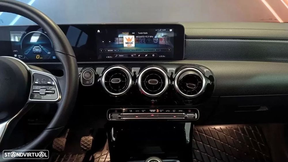 Mercedes-Benz CLA 180 - 8