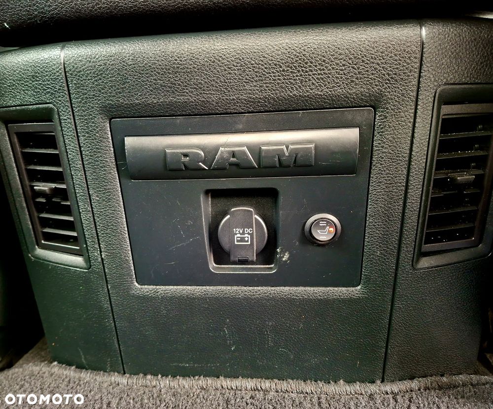 Dodge RAM - 19
