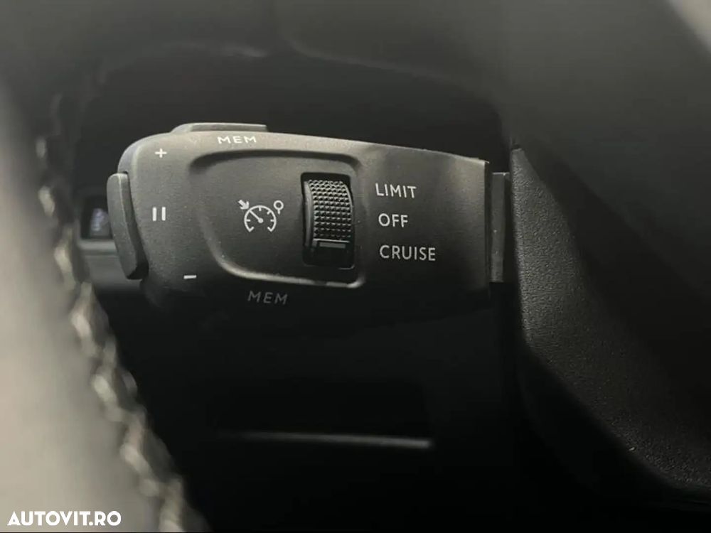 Peugeot 3008 BlueHDi 130 Stop & Start EAT8 Active - 15