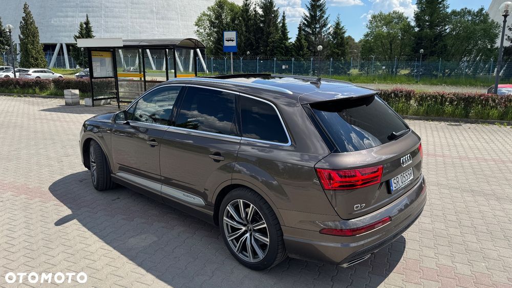 Audi Q7 - 2