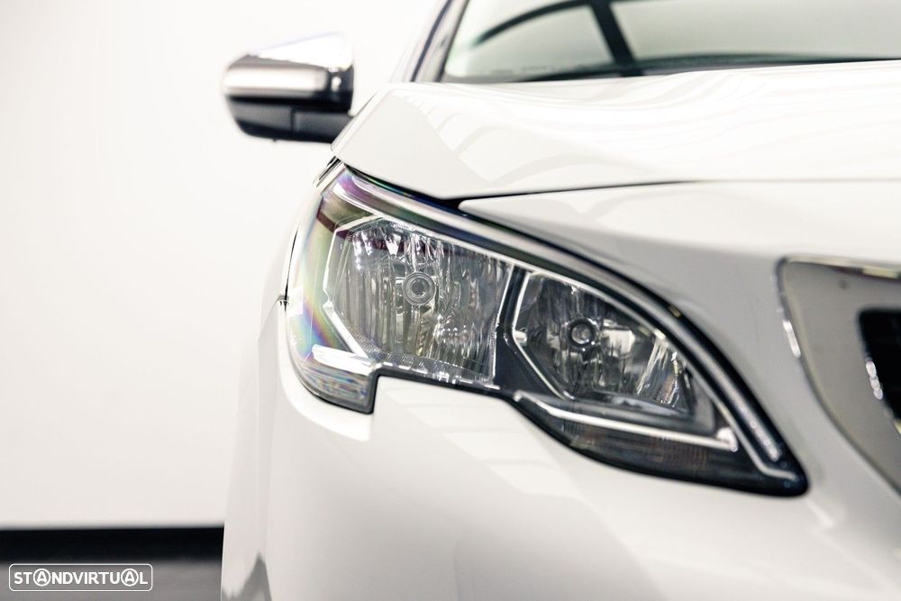 Peugeot 3008 1.5 BlueHDi Crossway EAT8 - 4