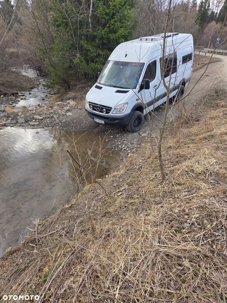 Mercedes-Benz Sprinter - 22